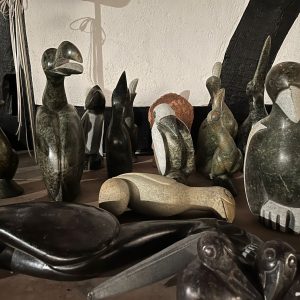 Elegant Bulk Stone Bird Sculptures Display